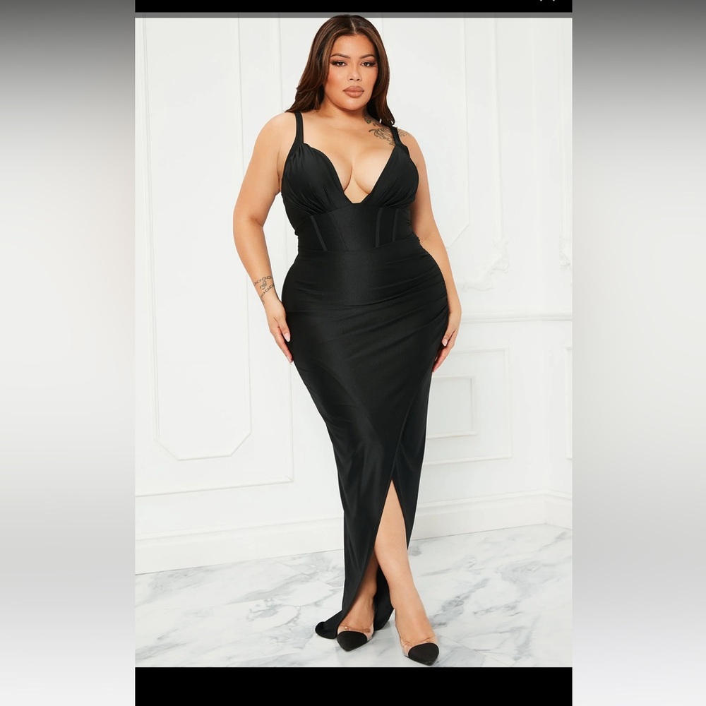 FashionNova Black Low Cut Dress - Picture 10 of 12
